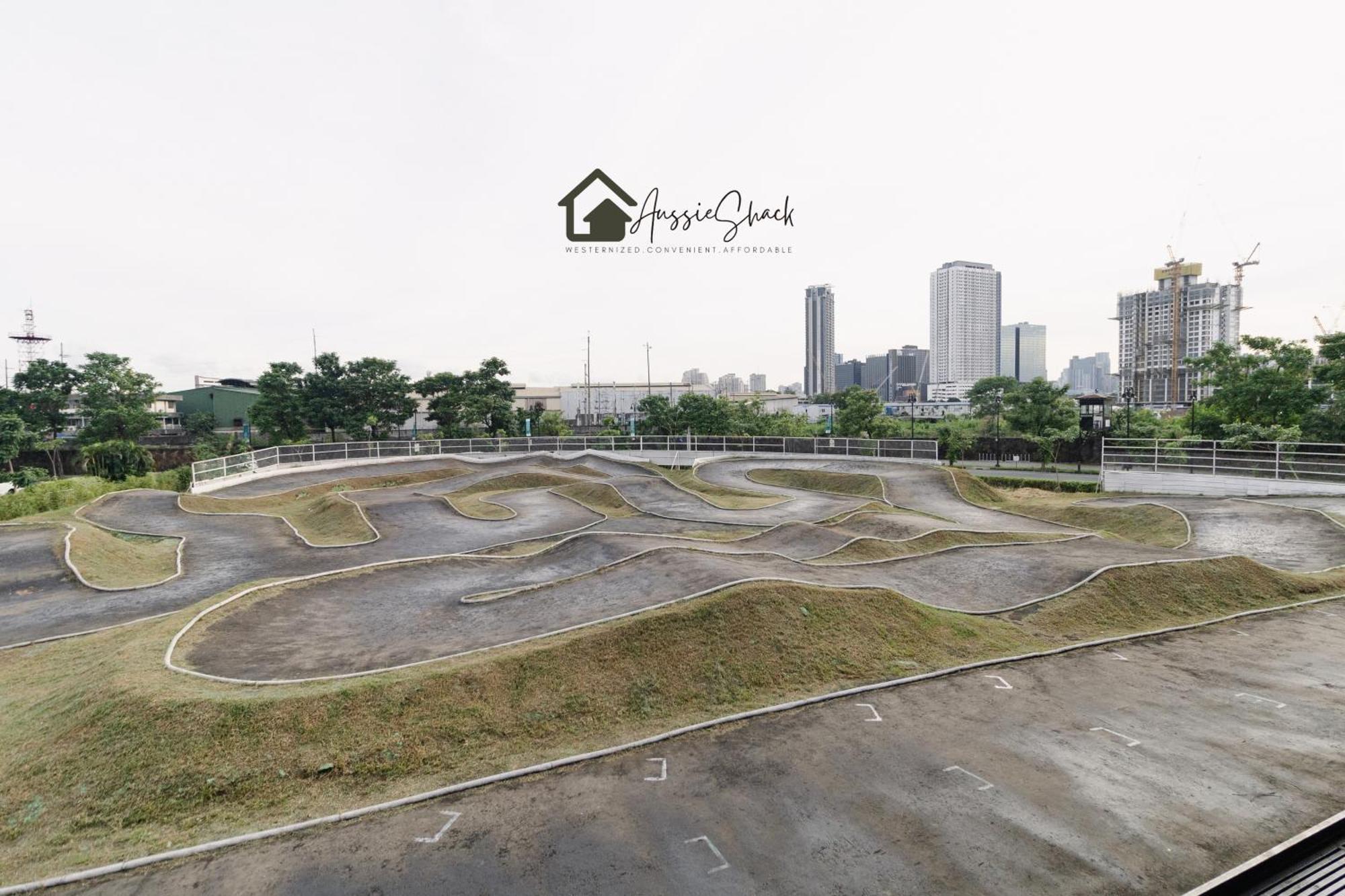 Aussie Shack - 2Br Modern Condo With Skyline View Manila Exteriör bild