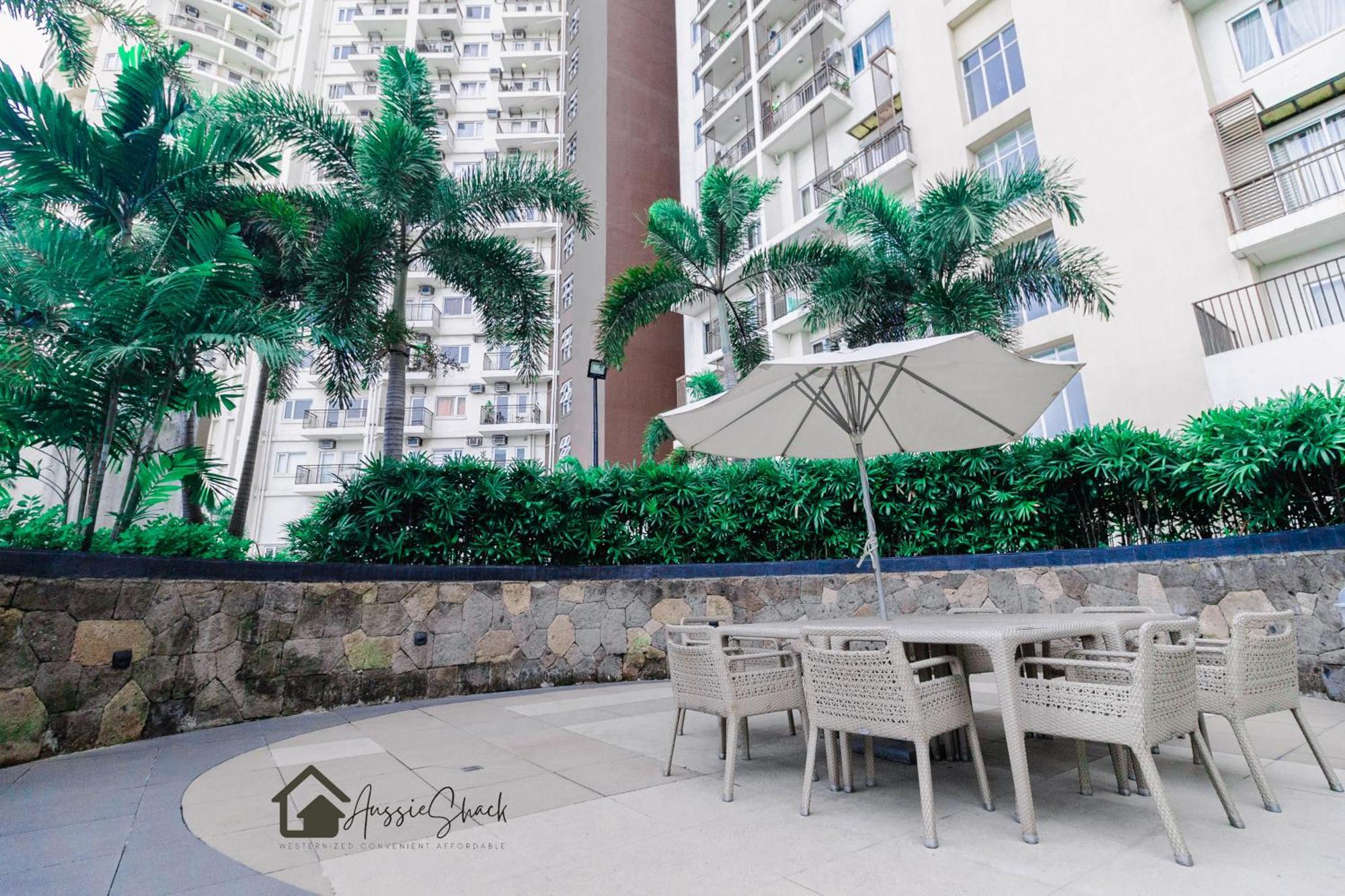 Aussie Shack - 2Br Modern Condo With Skyline View Manila Exteriör bild