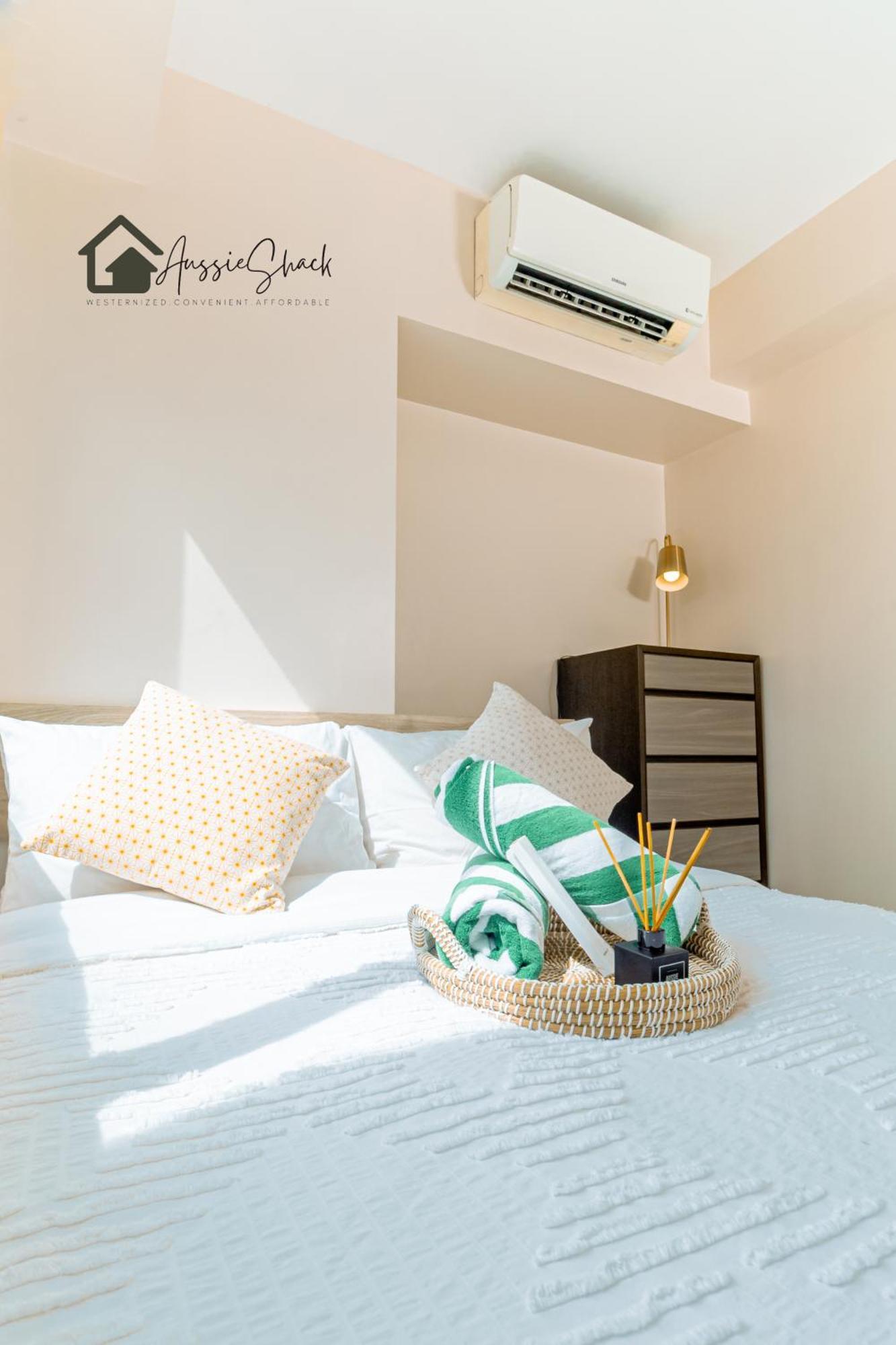 Aussie Shack - 2Br Modern Condo With Skyline View Manila Exteriör bild